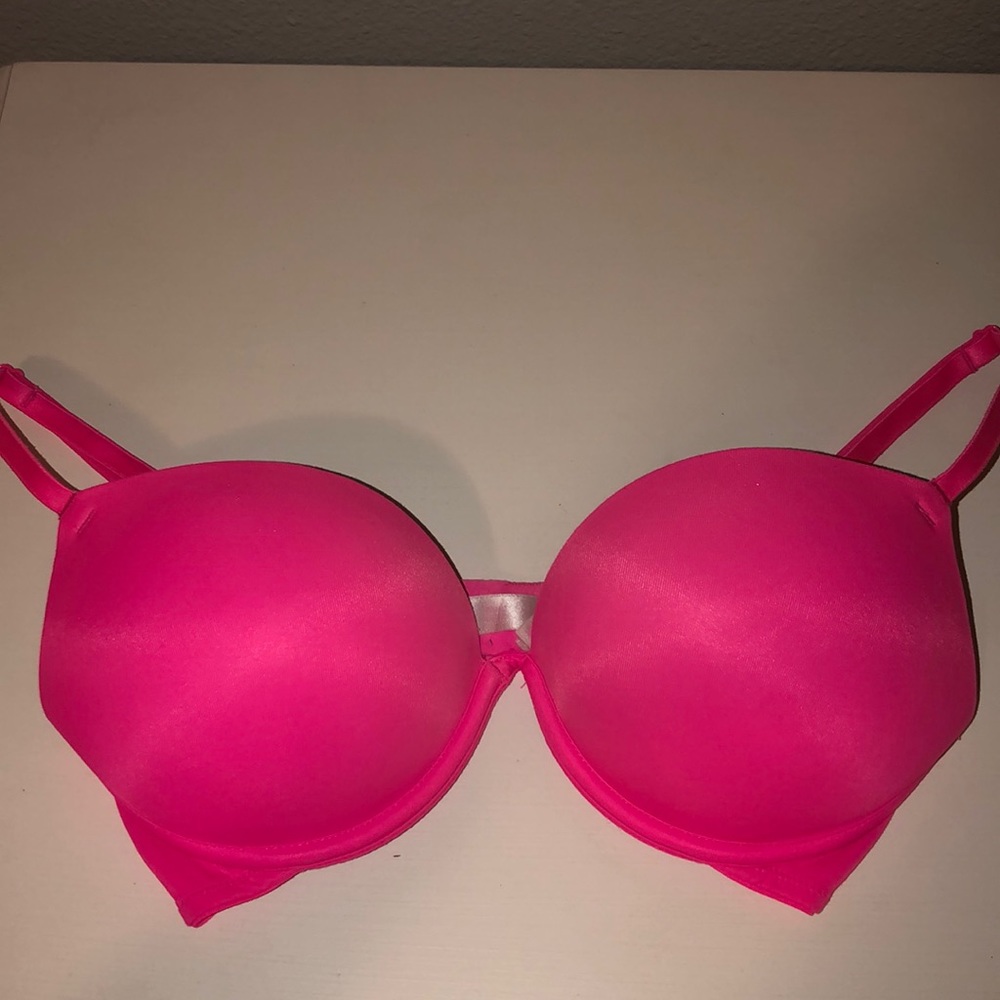 Hot pink Bra 32C